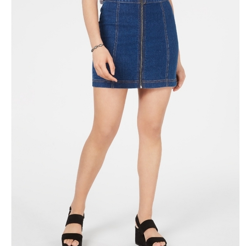 Cute Tinseltown Denim Zipper Mini Skirt NWOT
